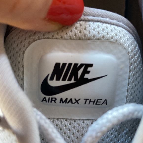 Nike Air Max Thea, White with black swoosh. Sz 7 - Picture 6 of 8